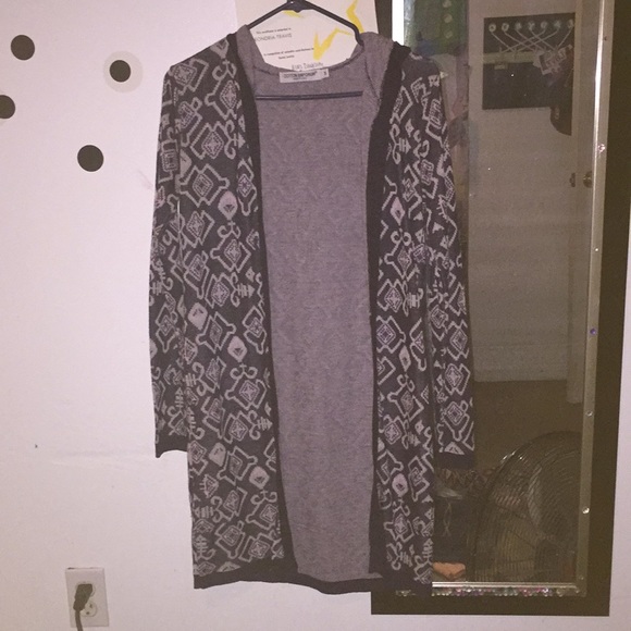 Cardigan - Picture 1 of 2